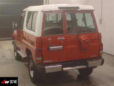 TOYOTA LAND CRUISER 70