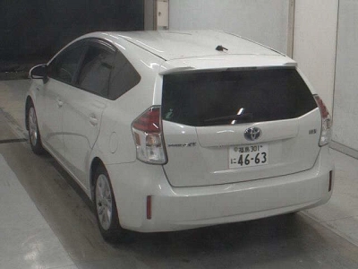 TOYOTA PRIUS ALPHA