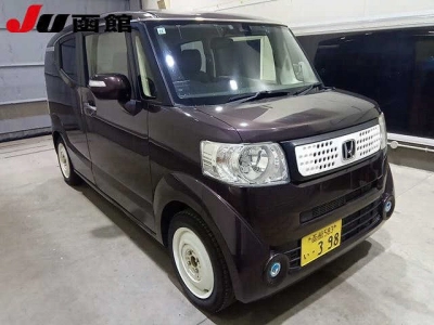 HONDA N-BOX SLASH