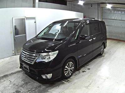 NISSAN SERENA