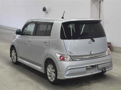 TOYOTA BB