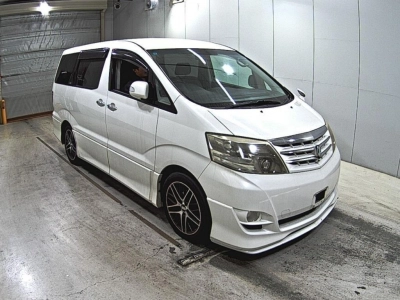 TOYOTA ALPHARD V