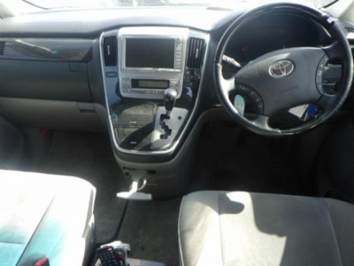 TOYOTA ALPHARD V