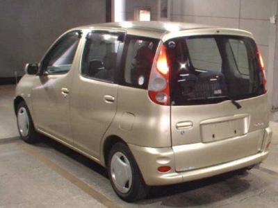 TOYOTA FUN CARGO