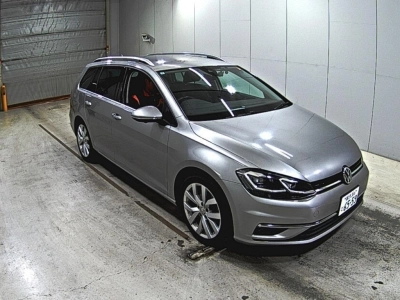 VOLKSWAGEN GOLF VARIANT