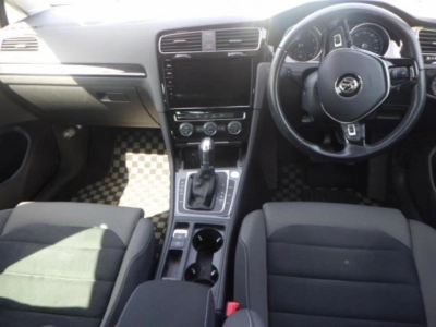 VOLKSWAGEN GOLF VARIANT