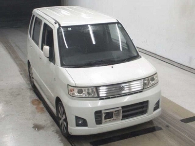 SUZUKI WAGON R STINGRAY