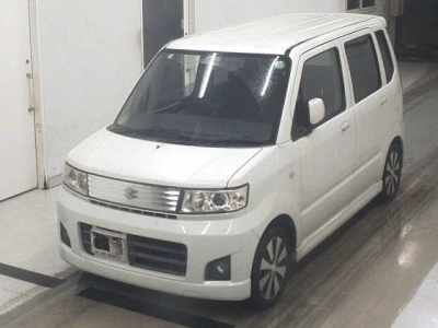 SUZUKI WAGON R STINGRAY