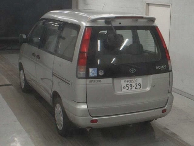 TOYOTA TOWN ACE NOAH