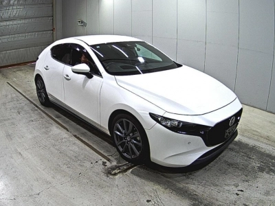 MAZDA MAZDA3 FASTBACK