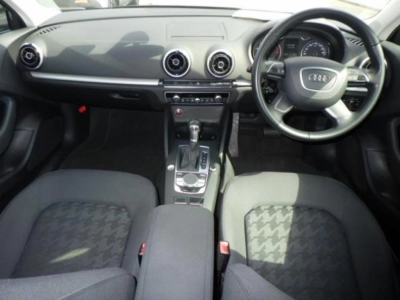 AUDI A3 SEDAN