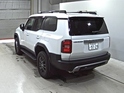 TOYOTA LAND CRUISER 250