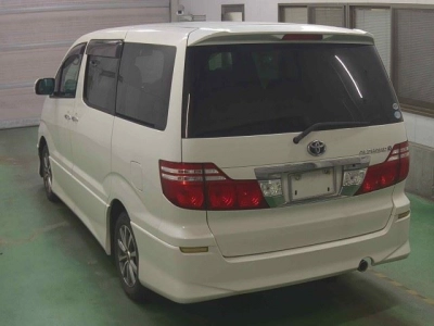 TOYOTA ALPHARD V