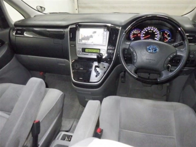 TOYOTA ALPHARD V