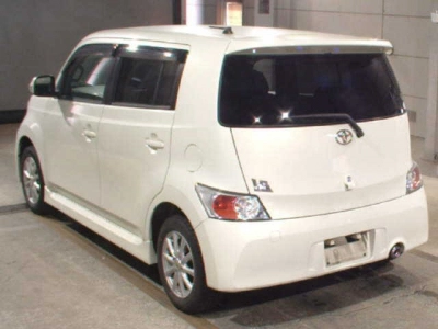 TOYOTA BB