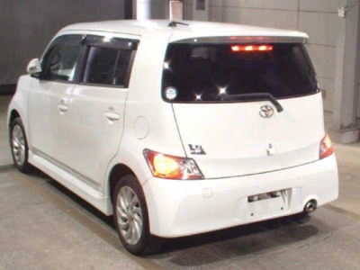 TOYOTA BB