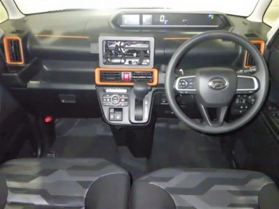 DAIHATSU TANTO FUN CROSS