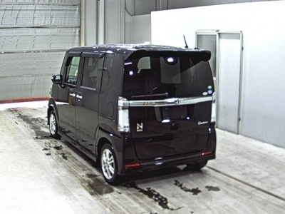 HONDA N BOX CUSTOM