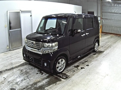 HONDA N BOX CUSTOM