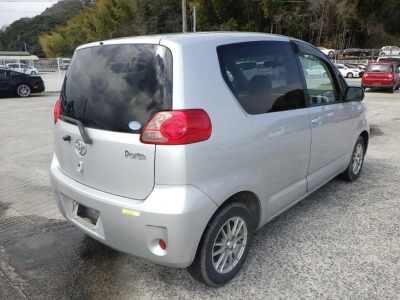 TOYOTA PORTE