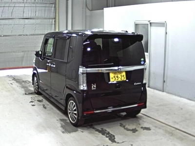 HONDA N BOX CUSTOM