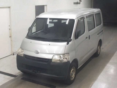 TOYOTA TOWN ACE VAN