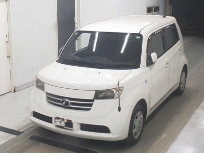 TOYOTA BB