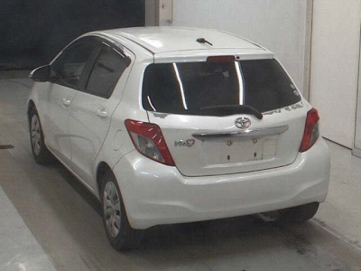 TOYOTA VITZ
