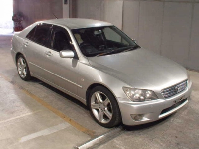 TOYOTA ALTEZZA