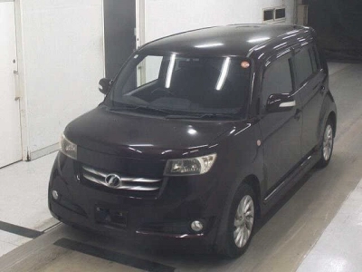 TOYOTA BB