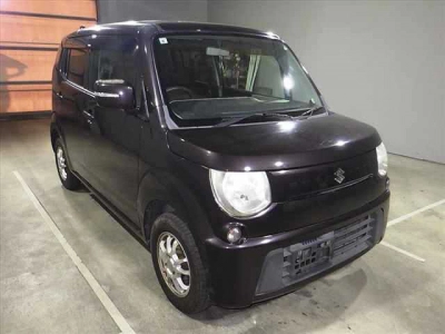 SUZUKI MRWAGON