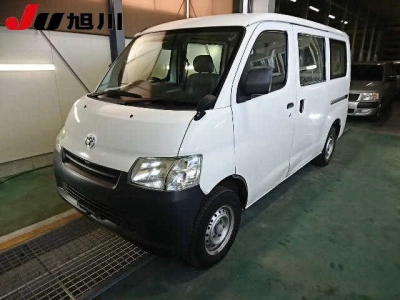 TOYOTA TOWN ACE VAN