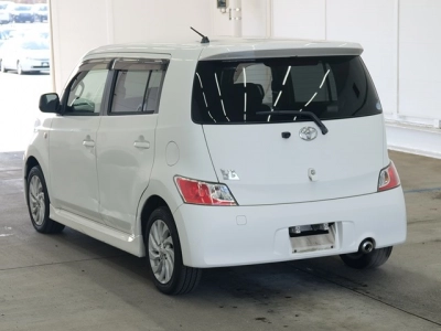TOYOTA BB