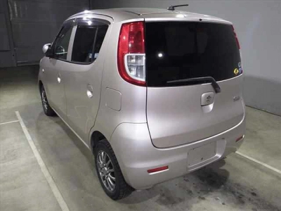 SUZUKI MRWAGON