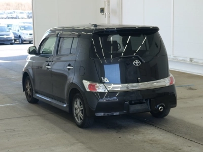 TOYOTA BB
