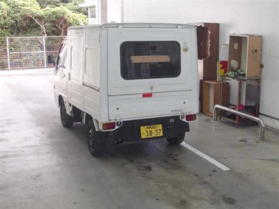 SUBARU SAMBAR VAN