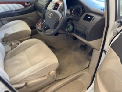 TOYOTA ALPHARD V