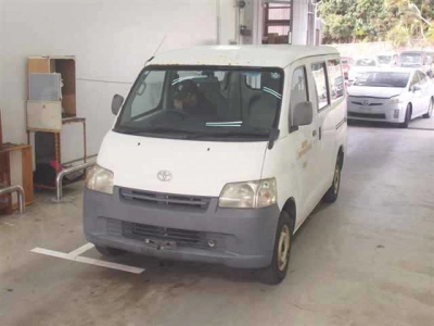 TOYOTA TOWN ACE VAN