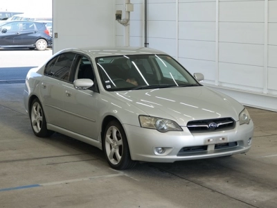 SUBARU LEGACY B4