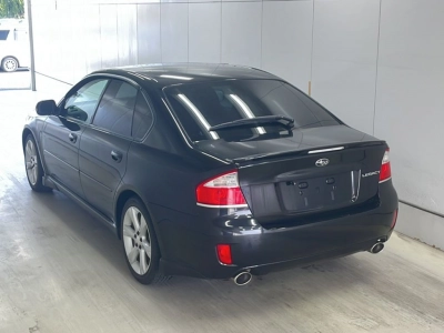 SUBARU LEGACY B4