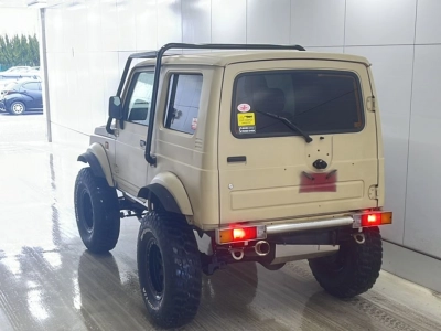 SUZUKI JIMNY SIERRA