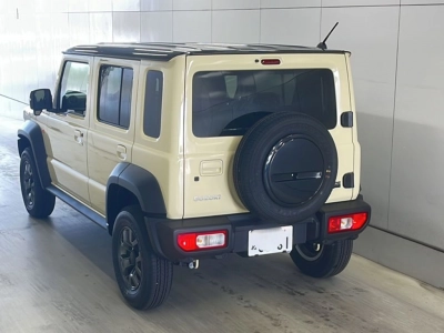 SUZUKI JIMNY NOMADE