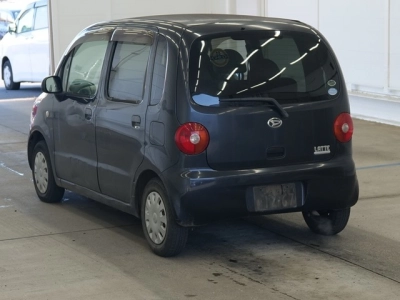 DAIHATSU MOVE LATTE