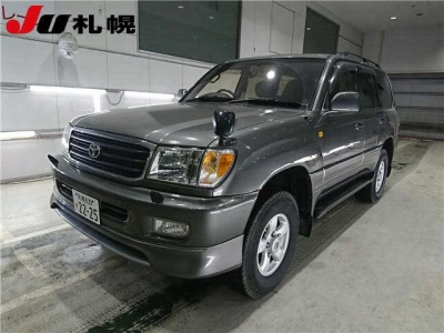 TOYOTA LAND CRUISER 100