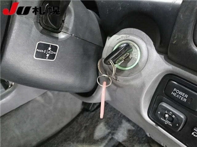 TOYOTA LAND CRUISER 100