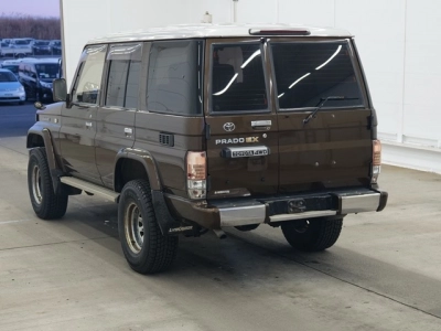 TOYOTA LAND CRUISER PRADO