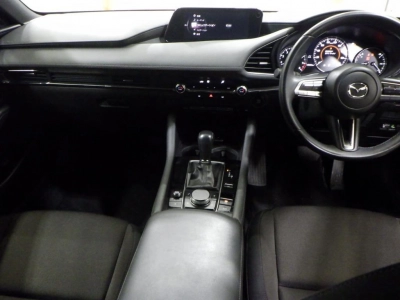 MAZDA MAZDA3 FASTBACK