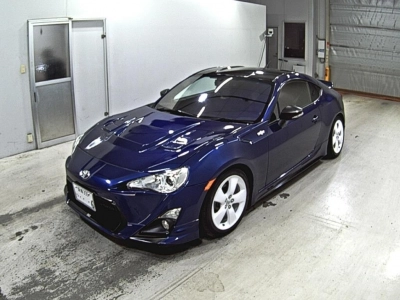 TOYOTA 86