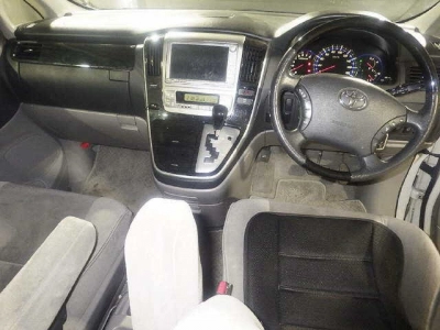 TOYOTA ALPHARD V