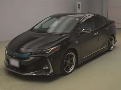 TOYOTA PRIUS PHV